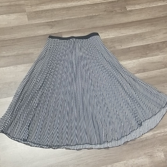 Max Studio Dresses & Skirts - Max studio skirt